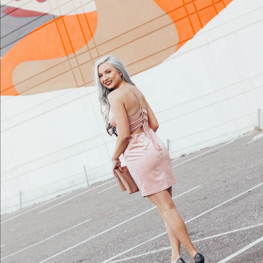 Pink dress